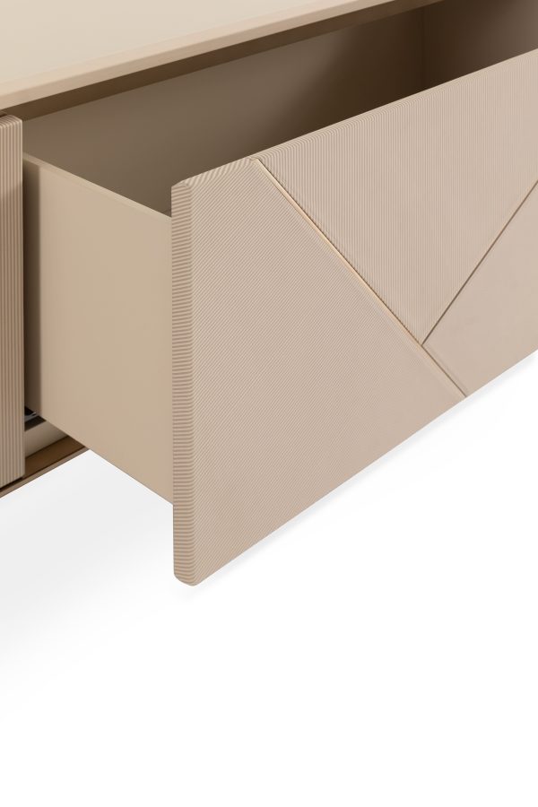 439bf95b82677641f4eb2b2ba6cd49bb-min 439bf95b82677641f4eb2b2ba6cd49bb-min