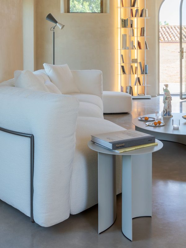 e70be116bb5f6fb772cbce022fff964a-min e70be116bb5f6fb772cbce022fff964a-min